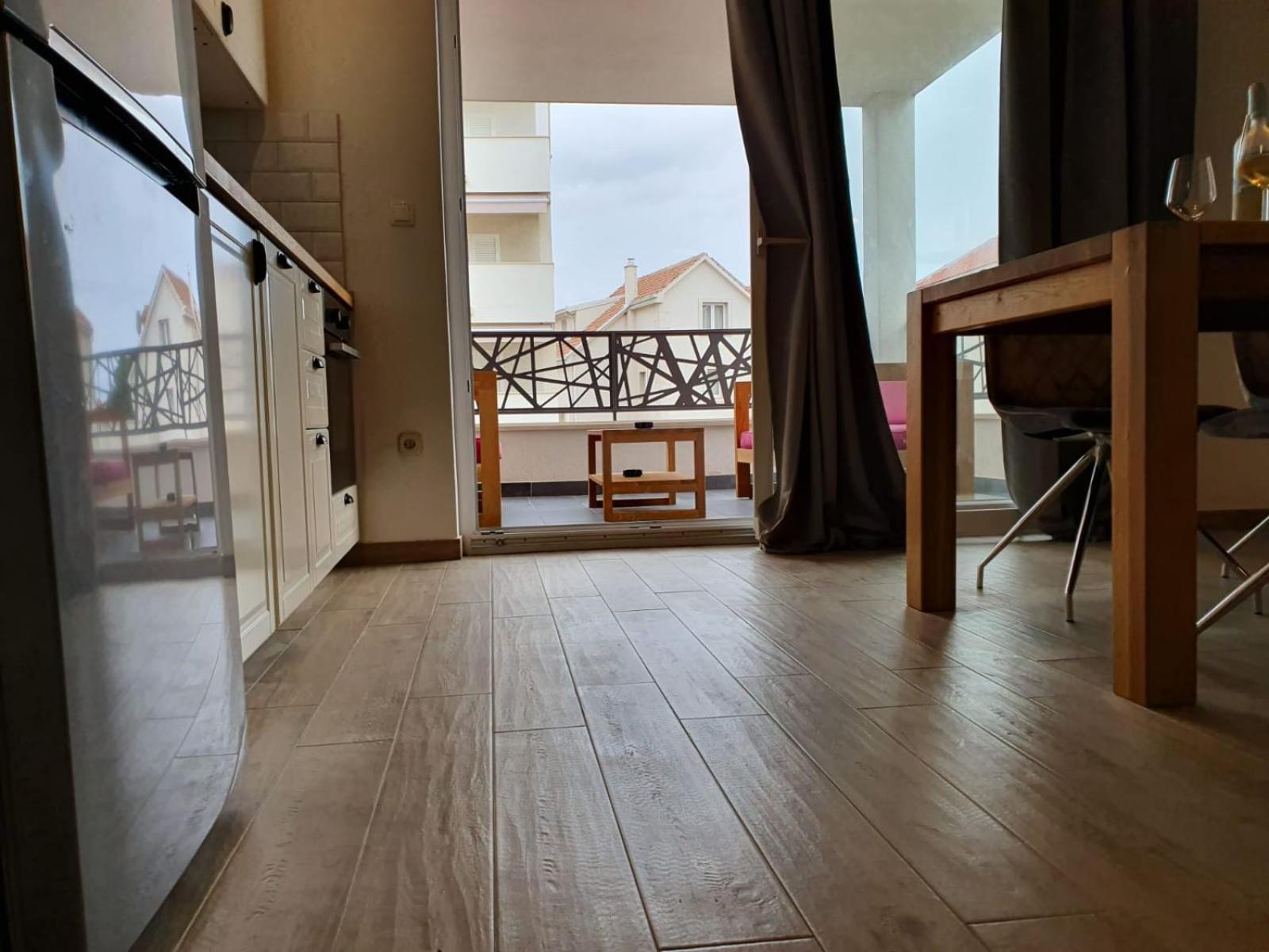בול L&L Apartmani 1 מראה חיצוני תמונה